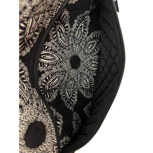 Vera Bradley large crossbody bag in a black and white floral pattern - Picture 6 of 8